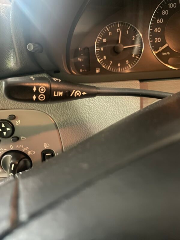 MERCEDES-BENZ CLK 320CDI