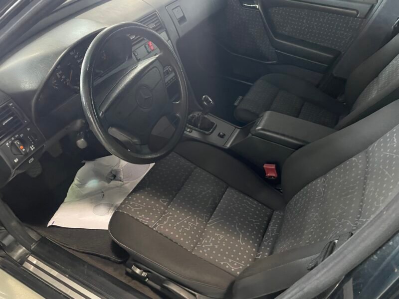 MERCEDES C180 180 ESPIRIT