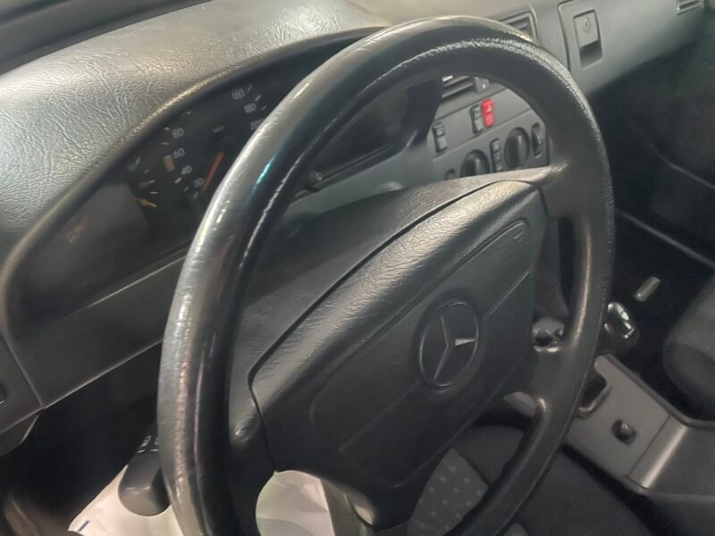 MERCEDES C180 180 ESPIRIT