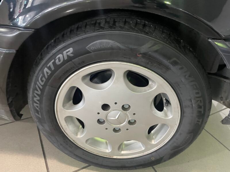 MERCEDES C180 180 ESPIRIT