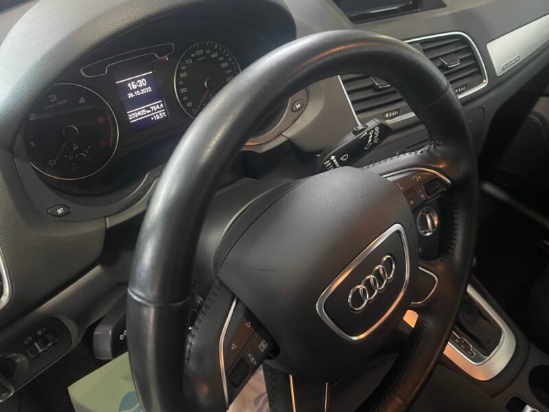 AUDI Q3 2.0 TDI STRONIC