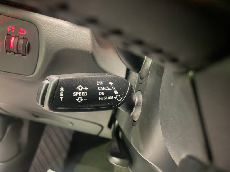 AUDI Q3 2.0 TDI STRONIC