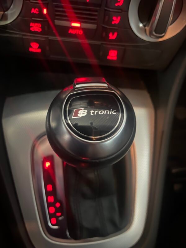 AUDI Q3 2.0 TDI STRONIC