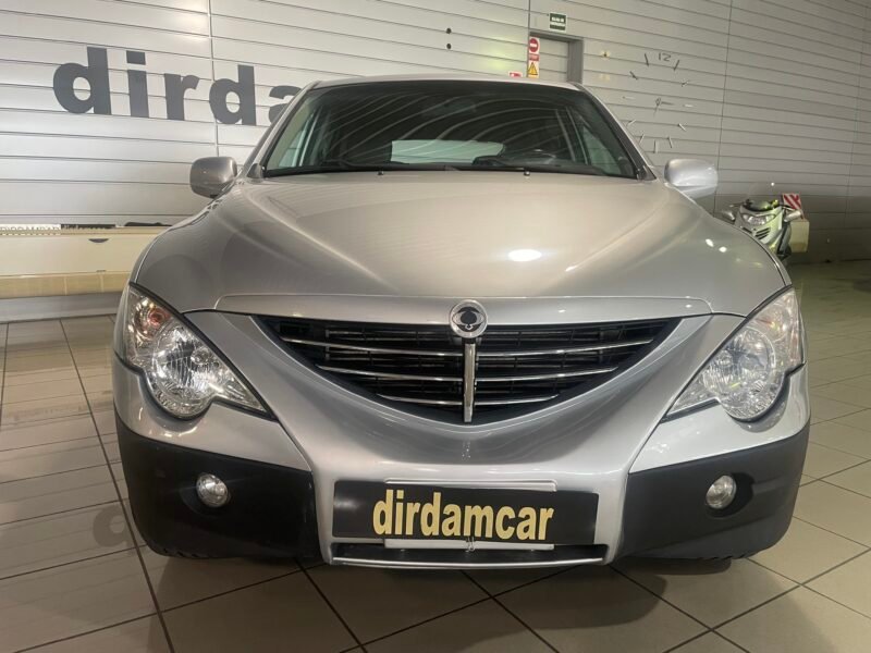 SSANGYONG ACTYON 200 XDI AUTO