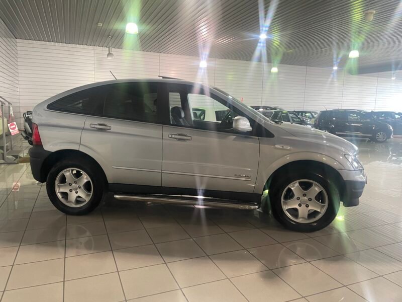 SSANGYONG ACTYON 200 XDI AUTO