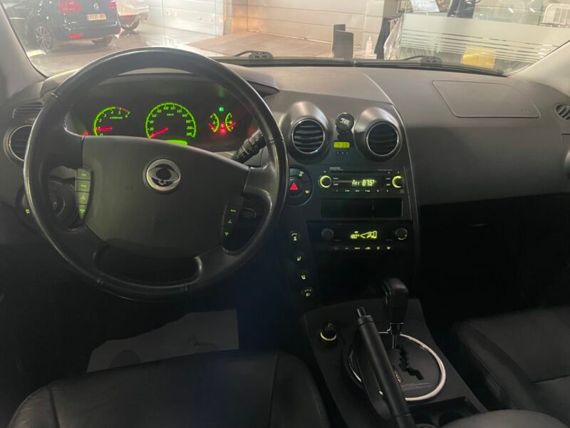 SSANGYONG ACTYON 200 XDI AUTO
