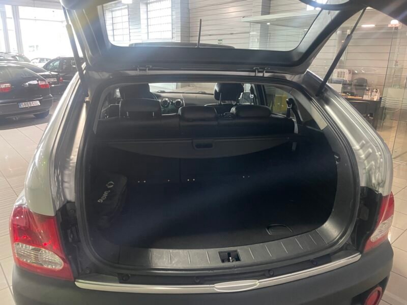 SSANGYONG ACTYON 200 XDI AUTO