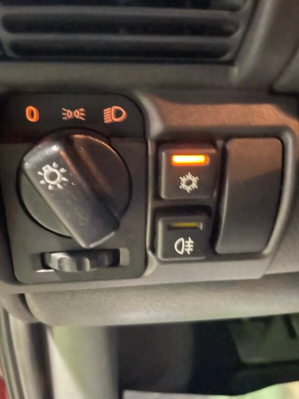 OPEL CORSA 1.4 SWING