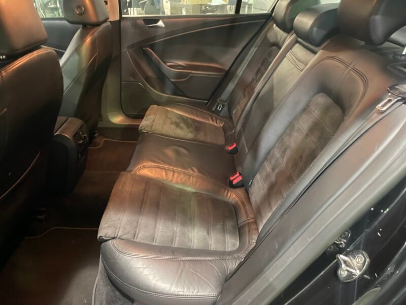 VOLKSWAGEN Passat 2.0 TFSI