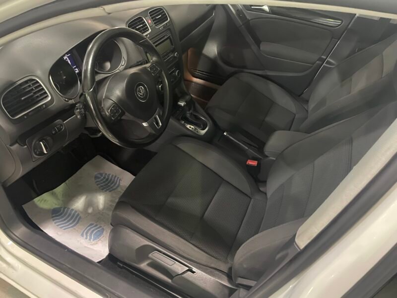 VOLKSWAGEN Golf 1.6 TDI DSG