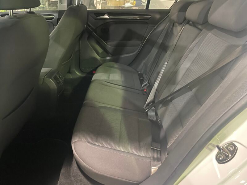 VOLKSWAGEN Golf 1.6 TDI DSG