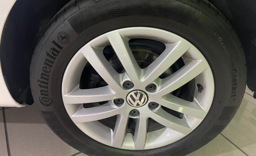 VOLKSWAGEN Golf 1.6 TDI DSG