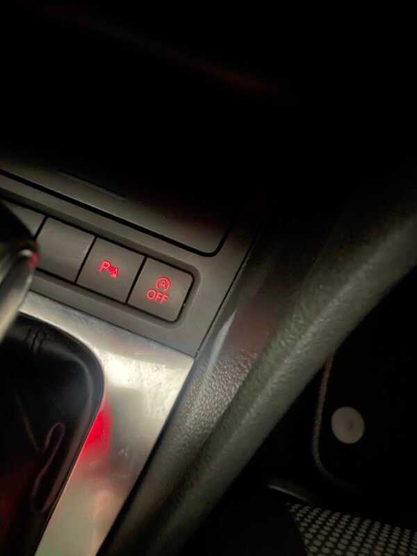 VOLKSWAGEN Golf 1.6 TDI DSG