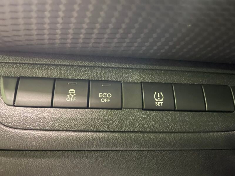 PEUGEOT 2008 1.6 HDI 92CV