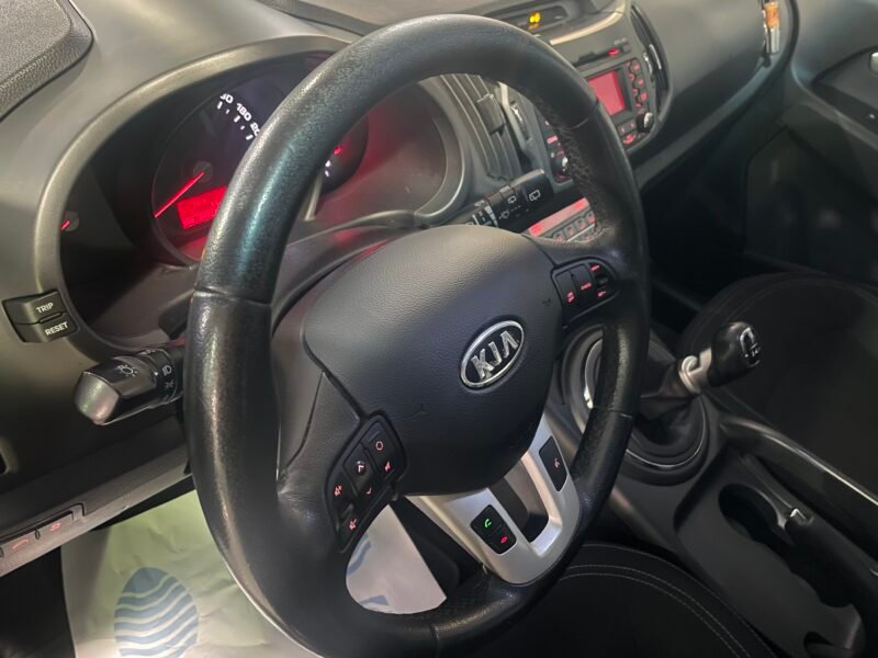 KIA SPORTAGE 1.7 CRDI