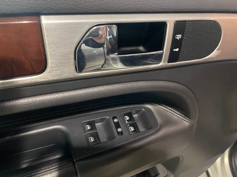 VOLKSWAGEN TOUAREG 3.0 TDI 240CV TRIPTRONIC