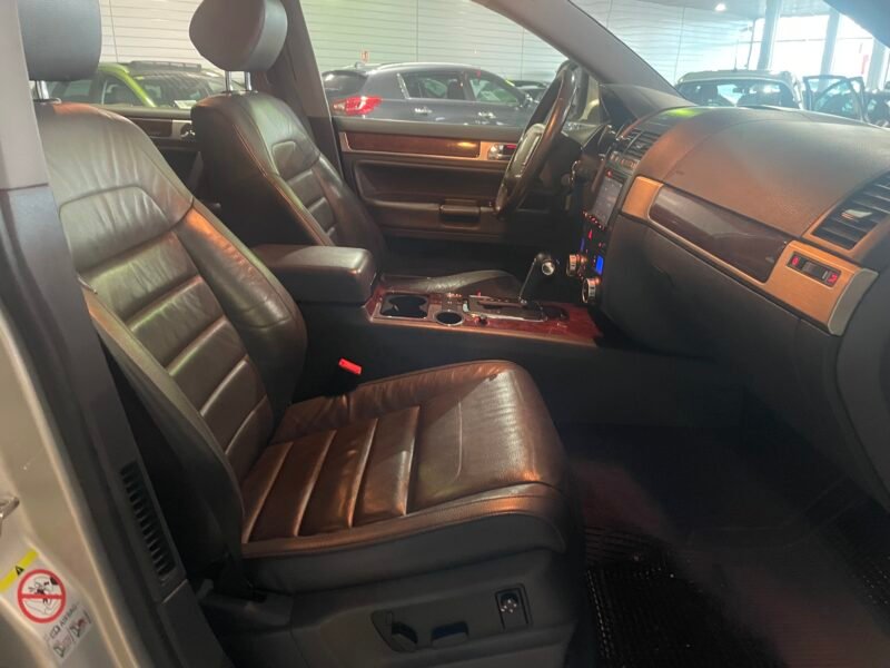 VOLKSWAGEN TOUAREG 3.0 TDI 240CV TRIPTRONIC