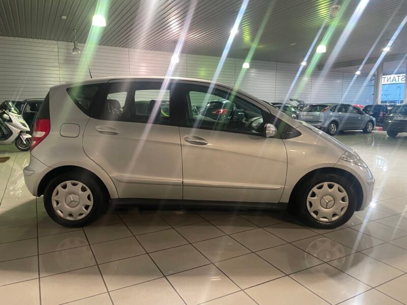 MERCEDES-BENZ Clase A 180 CDI CLASSIC