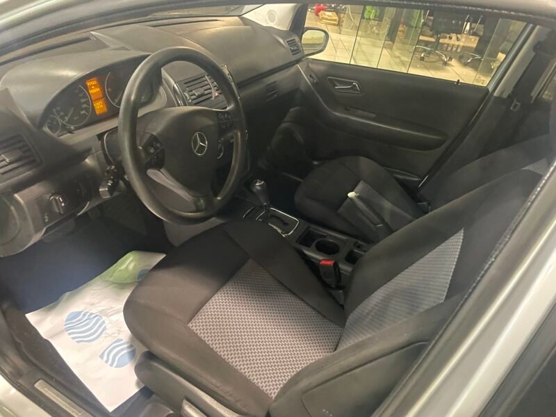 MERCEDES-BENZ Clase A 180 CDI CLASSIC