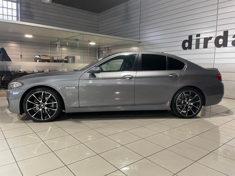 BMW SERIE 5 520D