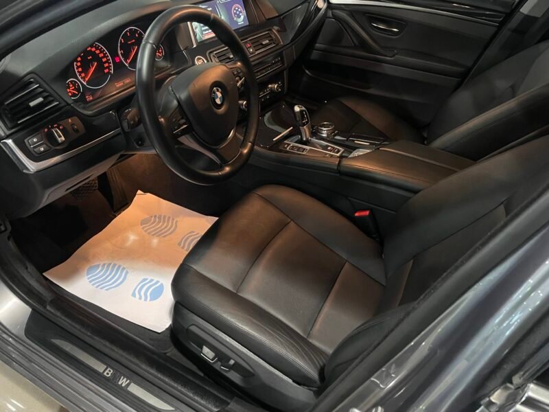 BMW SERIE 5 520D