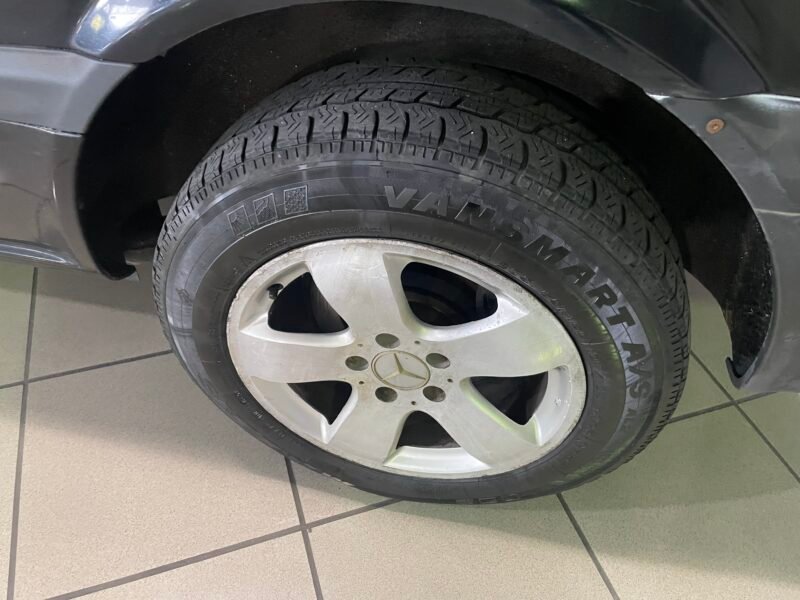 MERCEDES-BENZ VITO 111 CDI COMBI 111CDI LARGA