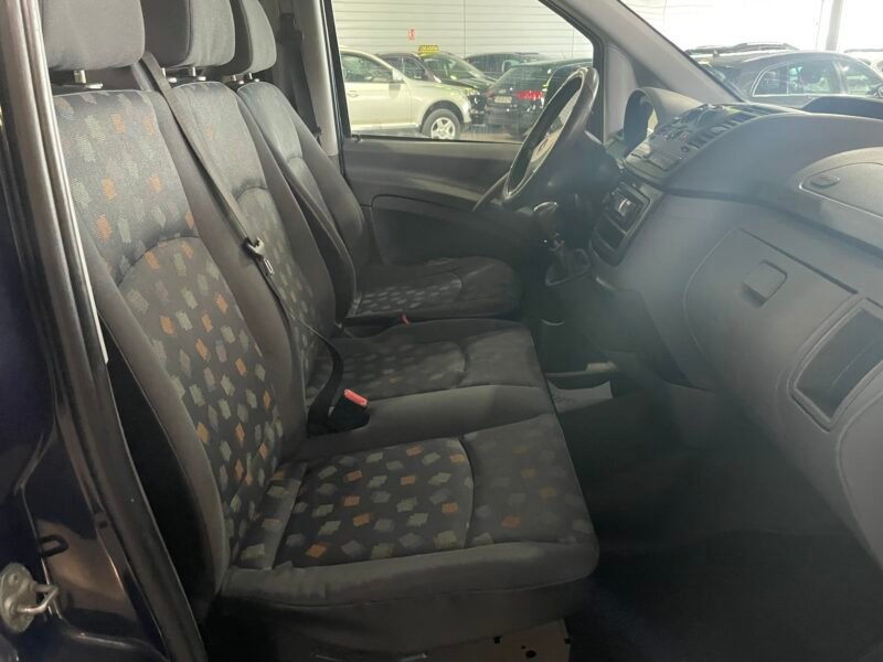 MERCEDES-BENZ VITO 111 CDI COMBI 111CDI LARGA