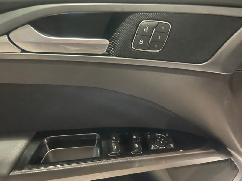 FORD MONDEO 2.0 Hibrido 137kW 187CV Titanium HEV