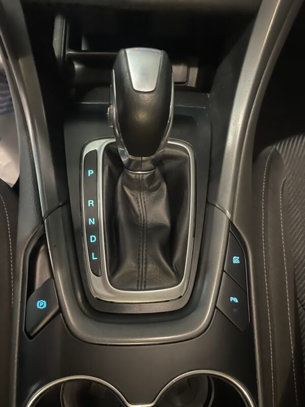 FORD MONDEO 2.0 Hibrido 137kW 187CV Titanium HEV