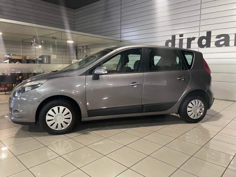 RENAULT SCENIC 1.5 DCI 105