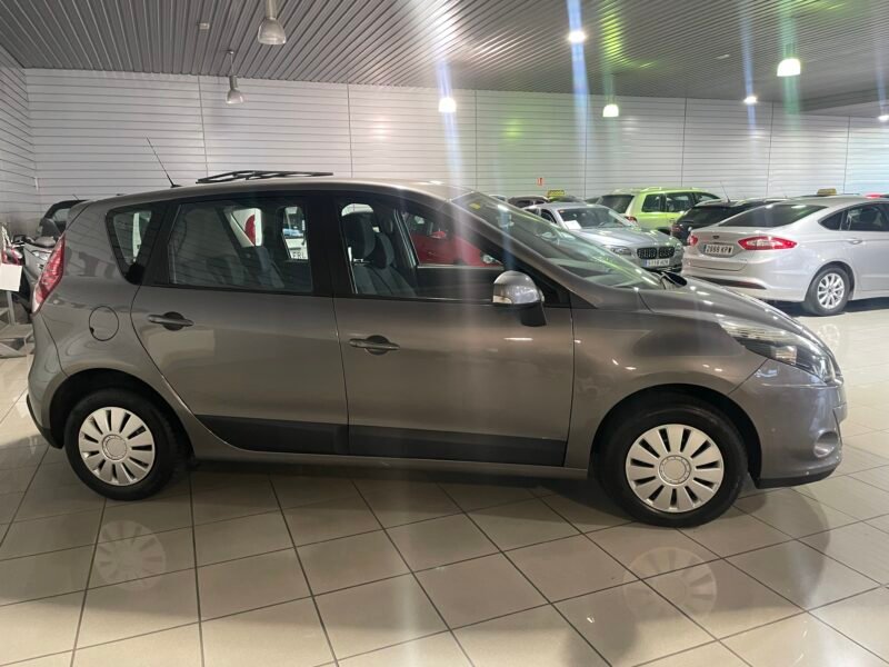 RENAULT SCENIC 1.5 DCI 105