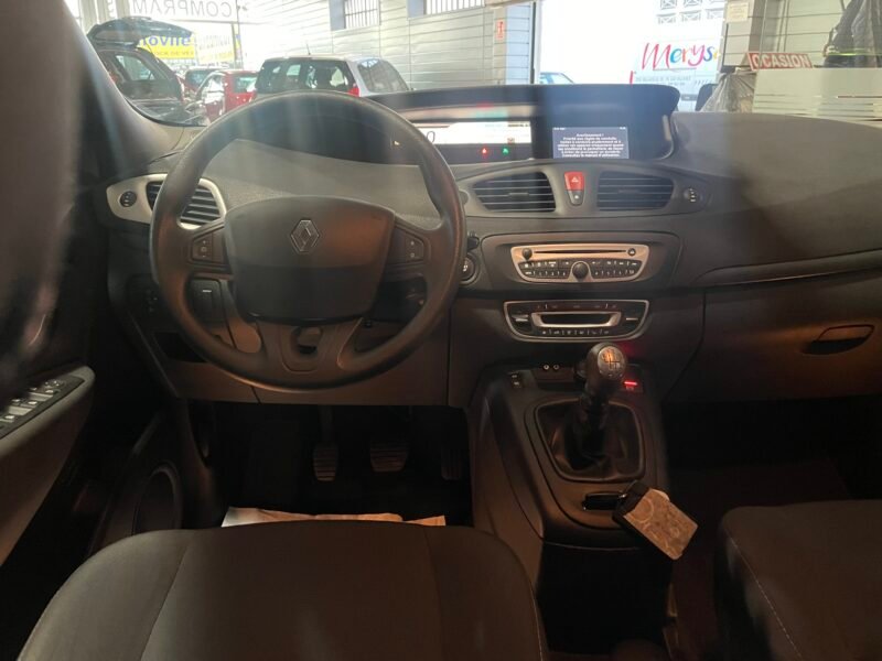 RENAULT SCENIC 1.5 DCI 105