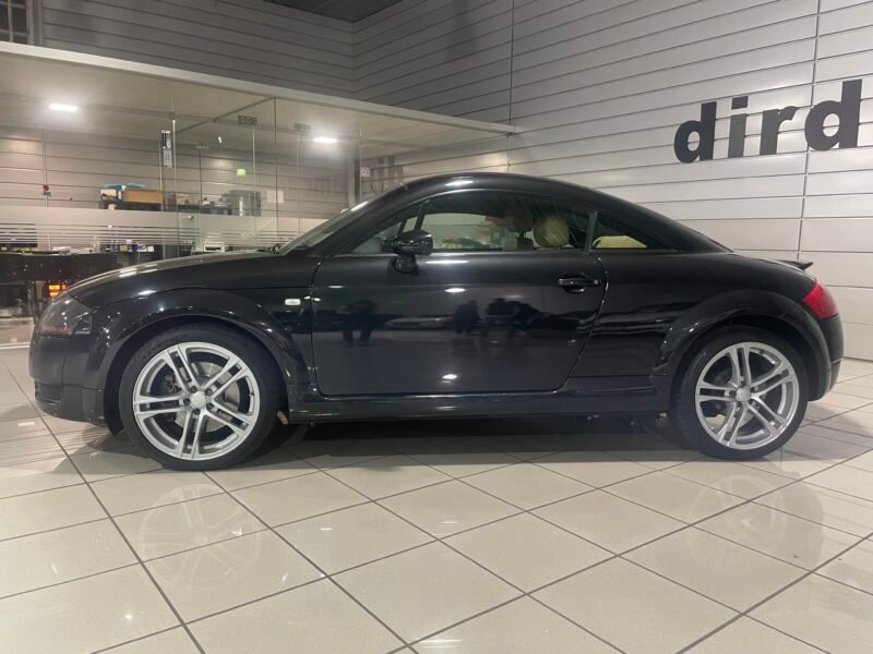 AUDI TT 1.8T
