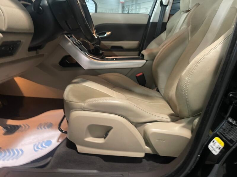 LAND-ROVER RANGE ROVER EVOQUE 2.2 eD4 150