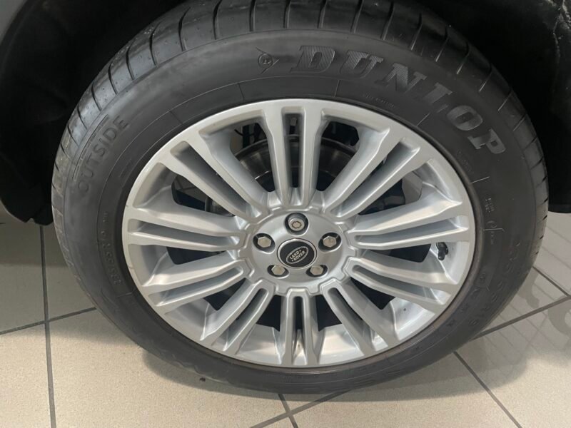 LAND-ROVER RANGE ROVER EVOQUE 2.2 eD4 150