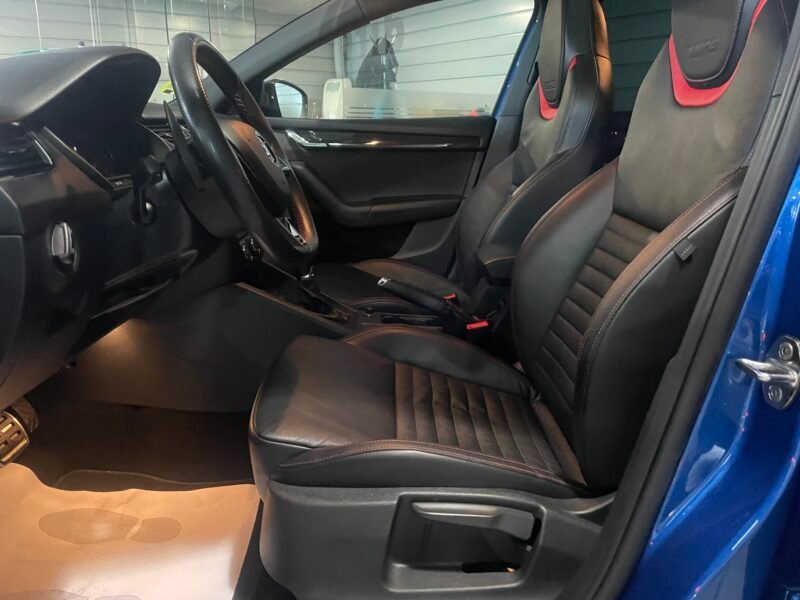 SKODA Octavia COMBI 2.0 TDI CR 184cv RS 5p.