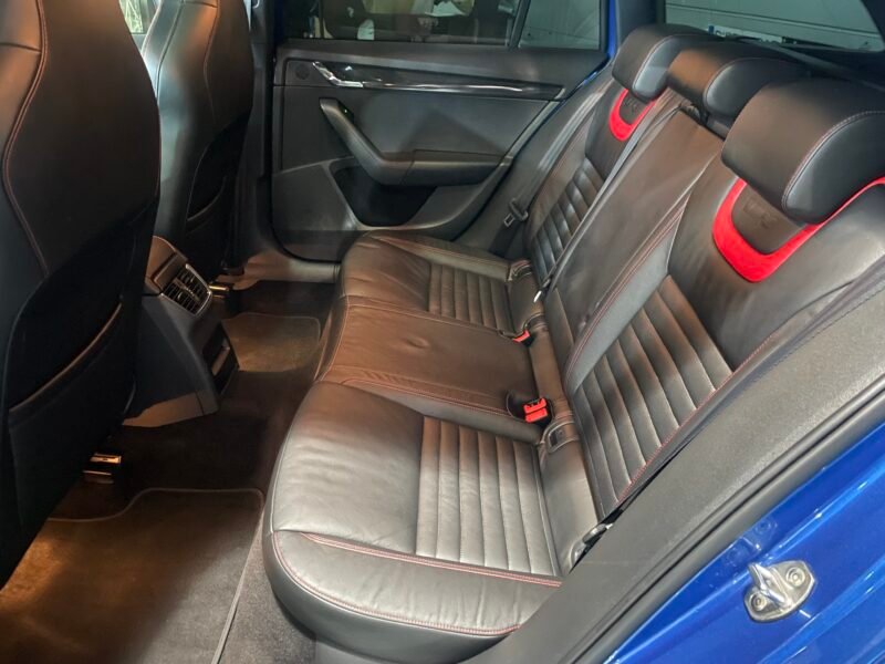 SKODA Octavia COMBI 2.0 TDI CR 184cv RS 5p.