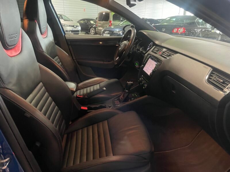 SKODA Octavia COMBI 2.0 TDI CR 184cv RS 5p.