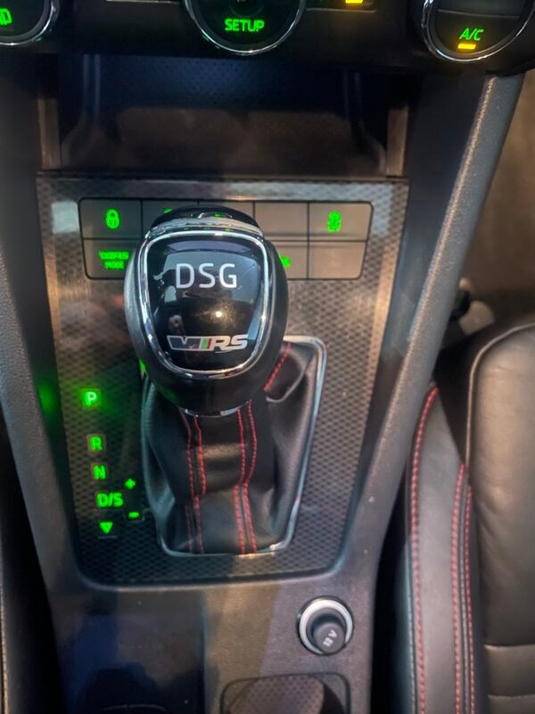 SKODA Octavia COMBI 2.0 TDI CR 184cv RS 5p.