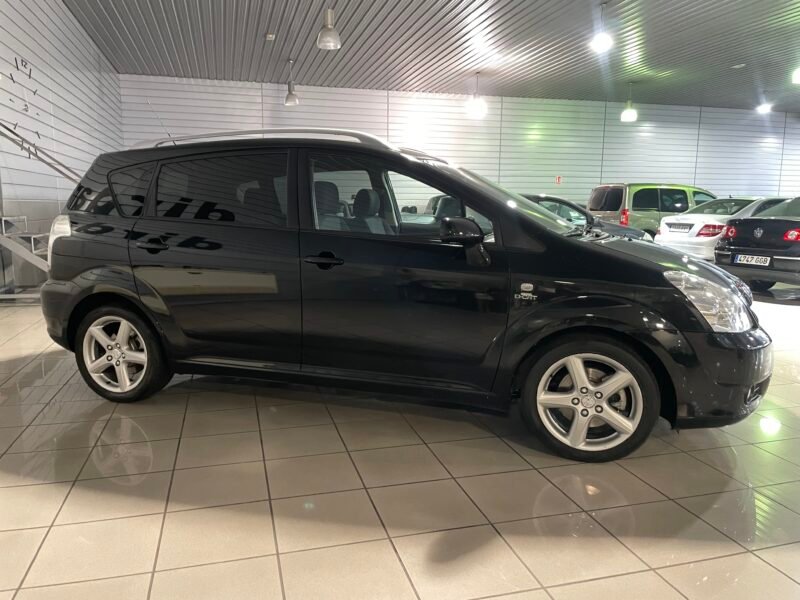 TOYOTA COROLLA VERSO 2.2 D4D 177 SPORT