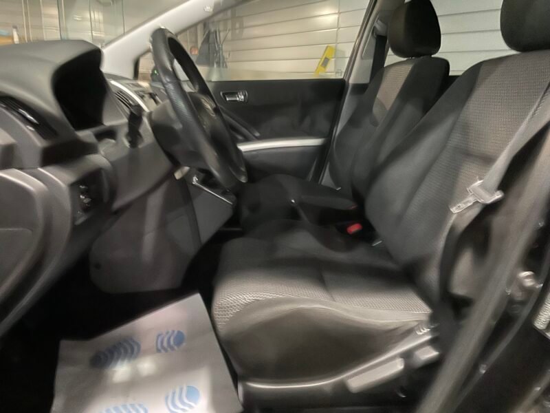 TOYOTA COROLLA VERSO 2.2 D4D 177 SPORT