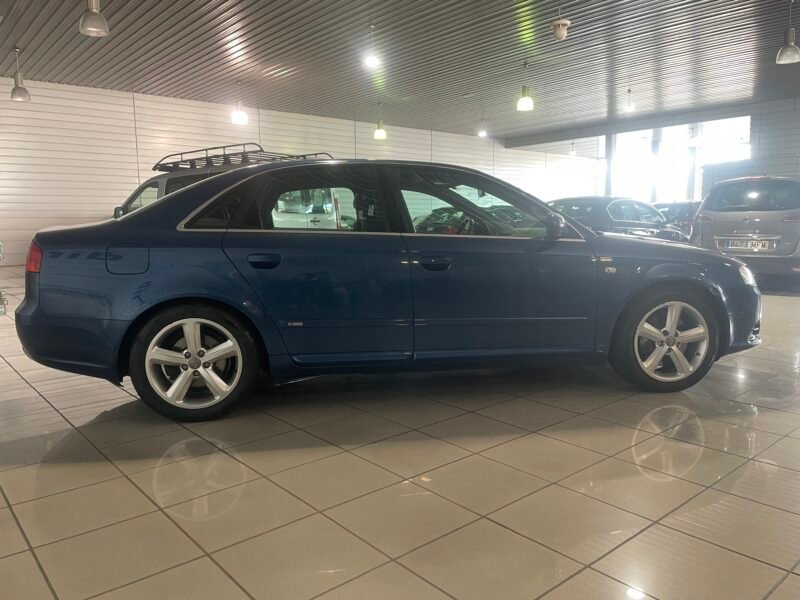 AUDI A4 3.0 TDI 233CV