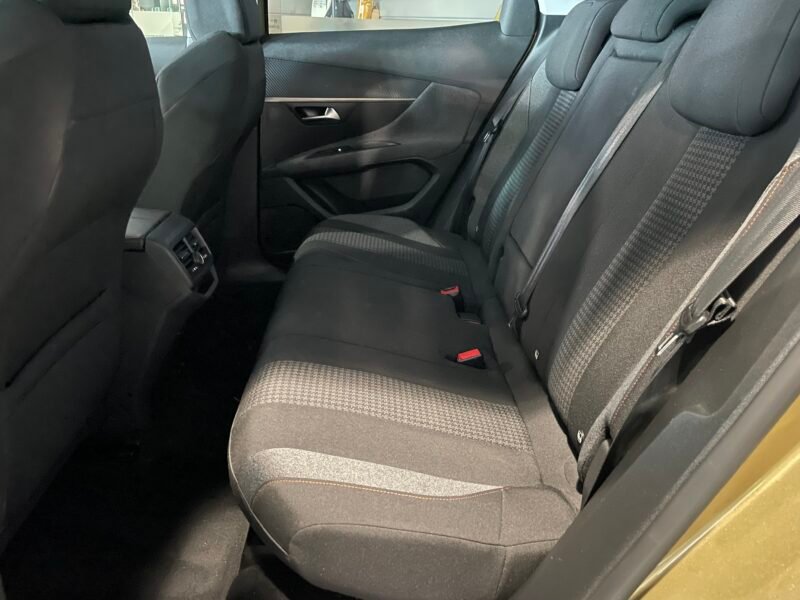 PEUGEOT 3008 1.5 HDI