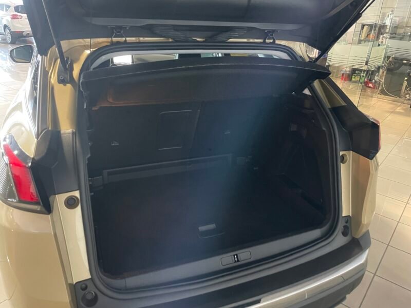 PEUGEOT 3008 1.5 HDI