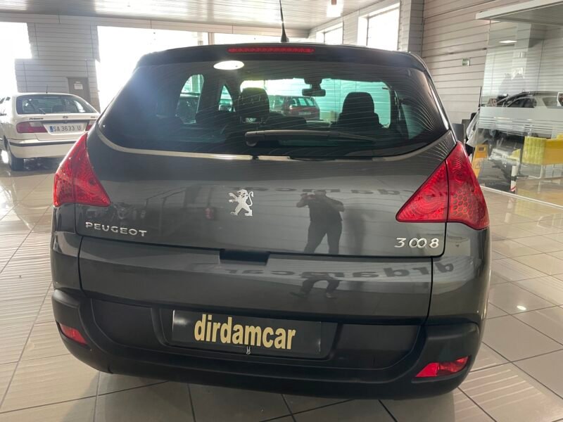 PEUGEOT 3008 1.6 hdi