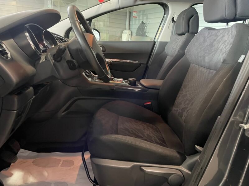 PEUGEOT 3008 1.6 hdi