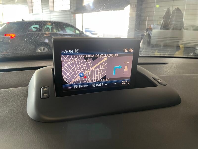 PEUGEOT 3008 1.6 hdi