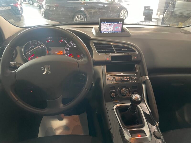 PEUGEOT 3008 1.6 hdi