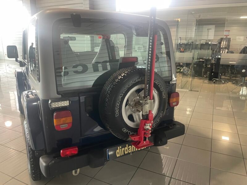 JEEP WRANGLER 2.5 HARD TOP