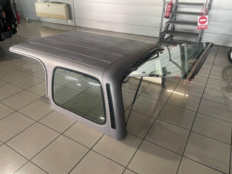 JEEP WRANGLER 2.5 HARD TOP